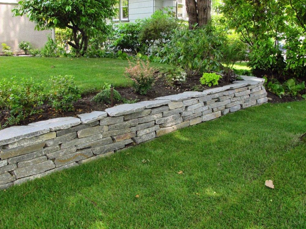 Limestone_garden_borders