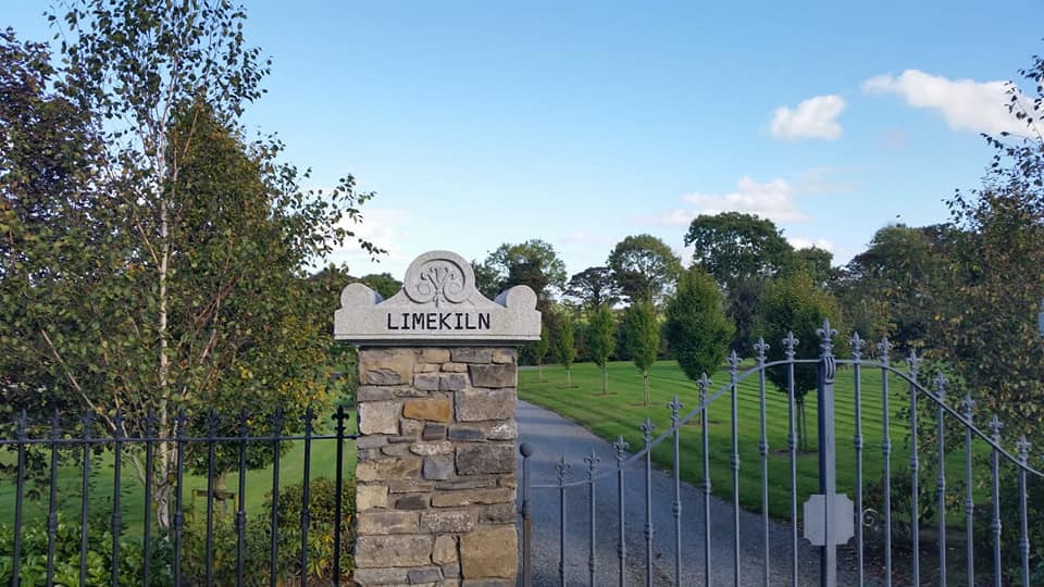 custom_granite_pier_caps
