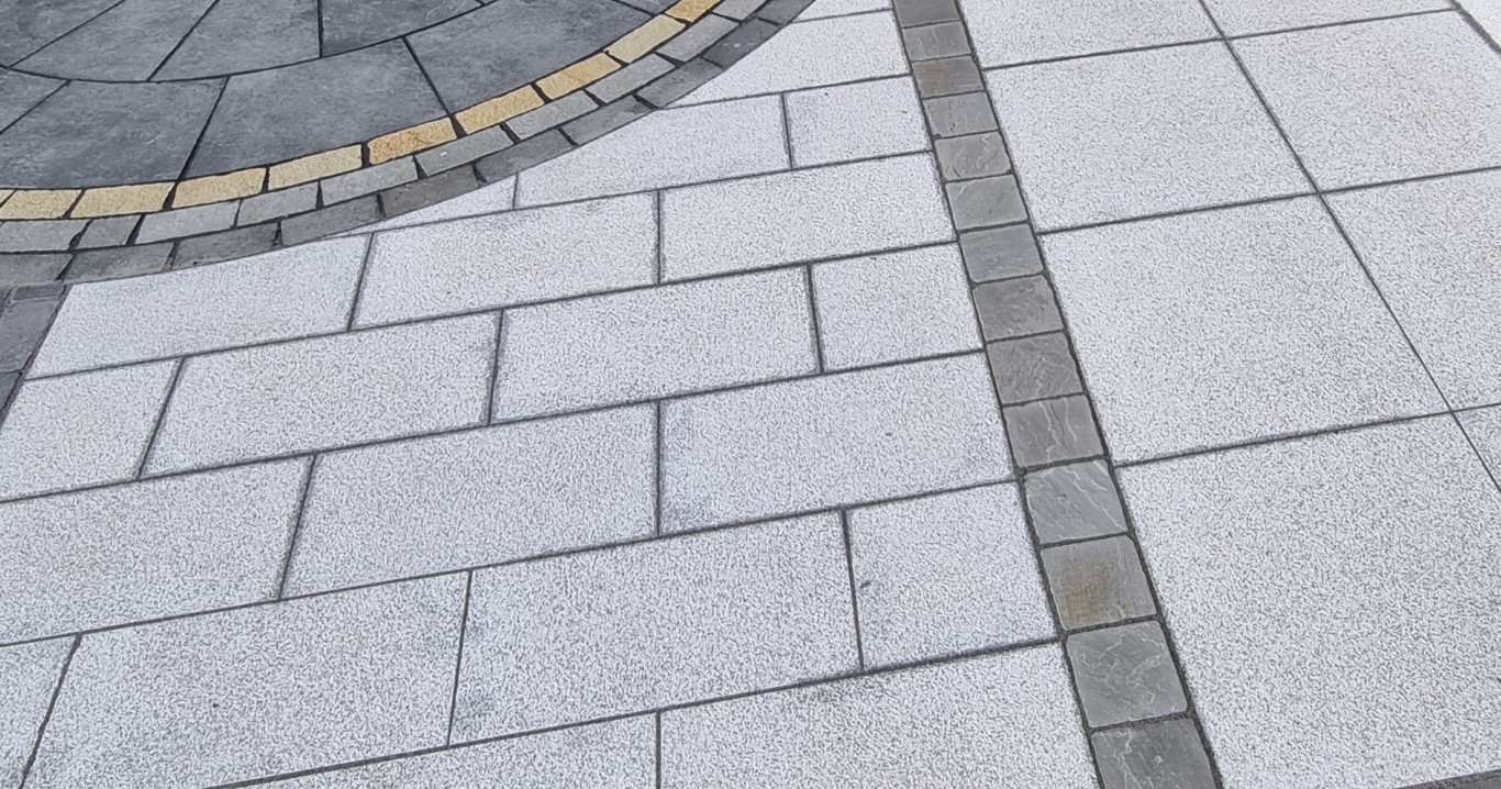 Silver Granite Paving 25mm