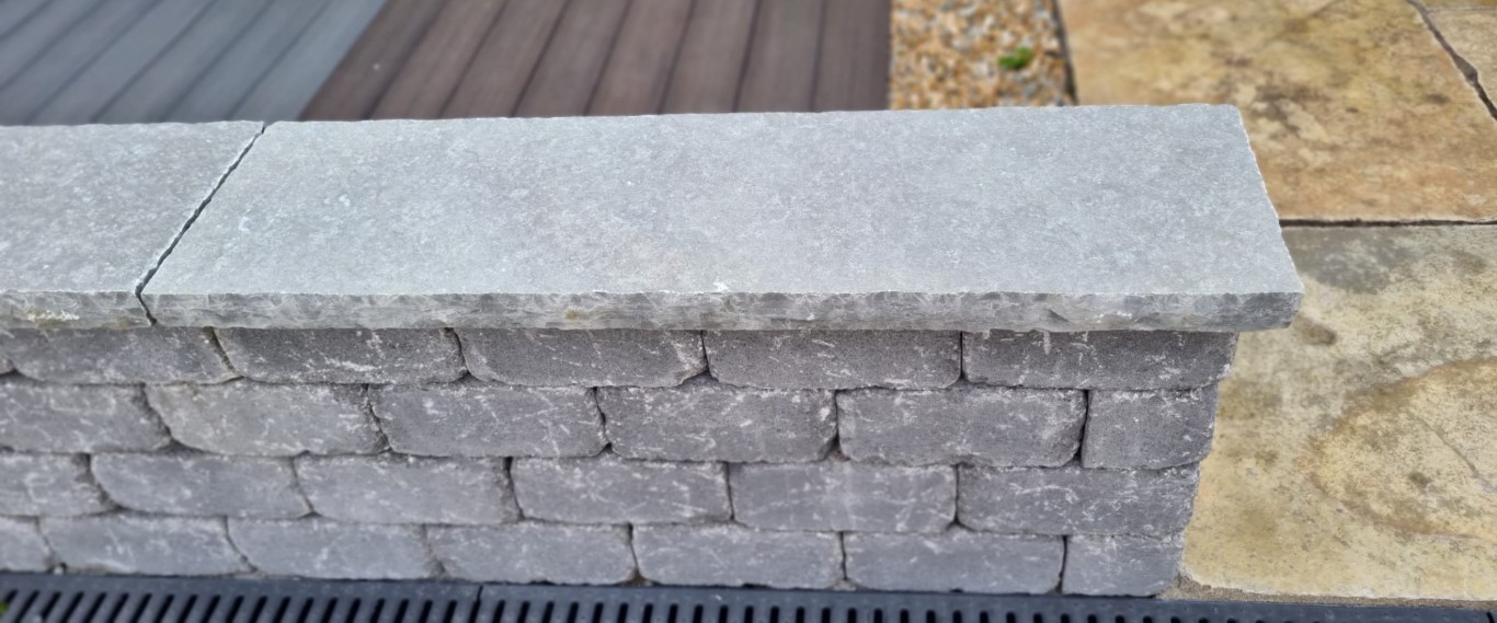 Grey Sandstone - Wall Caps